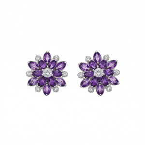 Boucles d'oreilles clous fleur pour femme avec pierre précieuse violette centrale et accents de taille brillant rond, bijoux en alliage pour soirée, modèle - Product Image 1