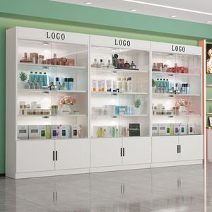 Vetrina Espositiva Moderna in Legno con Porta in Vetro e Serratura per Salone di Bellezza, Contenitori per Cosmetici e Regali - Product Image 1