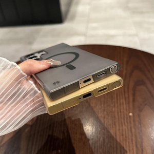 Nuova custodia per telefono magnetica traslucida senza cornice per <span class=keywords><strong>Samsung</strong></span> <span class=keywords><strong>S22</strong></span> S23 S24 S25 <span class=keywords><strong>Ultra</strong></span> Plus opaca rigida per PC <span class=keywords><strong>Cover</strong></span> antiurto - Product Image 5