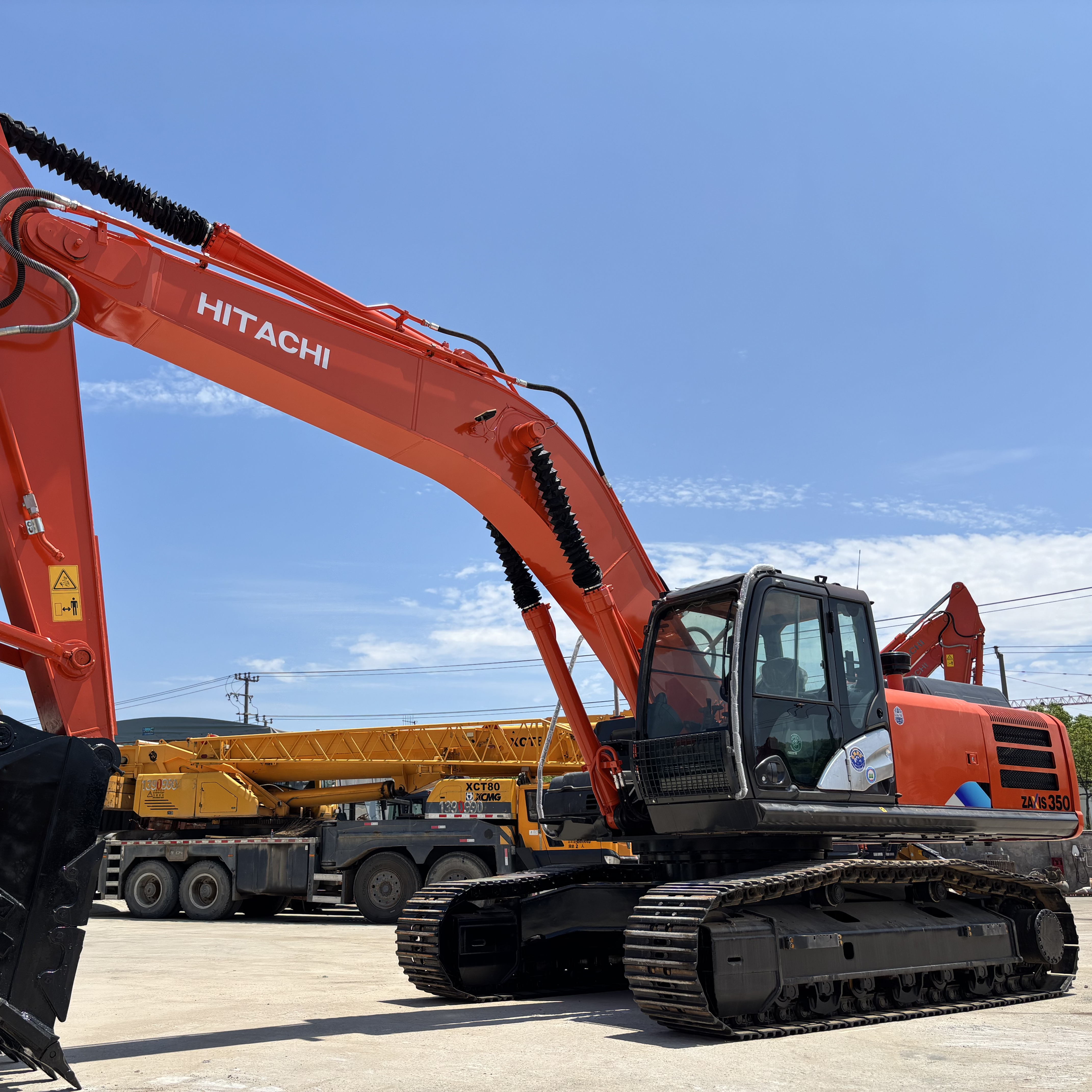 8 Ton Hitachi Used 8 Ton Excavator - Durable & Efficient