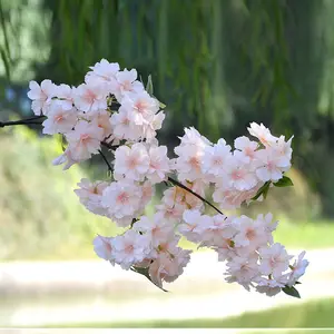 꽃 용품 인공 레드 화이트 벚꽃 가지 매달려 꽃 교회 배경 센터 조각 웨딩 장식