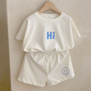 เสื้อยืดแขนสั้นพิมพ์ลายตัวอักษรลำลองและชุดเสื้อผ้าเด็กแบบสั้น - Product Image 5