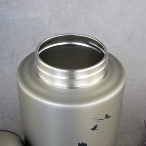 โกศสัตว์เลี้ยงสแตนเลสขนาดกลาง สลักโลโก้ได้ สำหรับใส่เถ้ากระดูกสัตว์เลี้ยงน้ำหนักไม่เกิน 60 ปอนด์ กล่องเก็บอัฐิที่ระลึก - Product Image 3