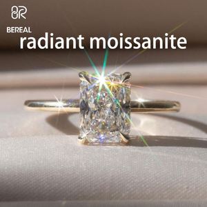 Anillo de compromiso de diamante cultivado en laboratorio al por mayor de mujer Vvs - Product Image 3