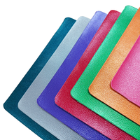 Cuir synthétique brillant à la mode avec motif en relief de texture de peau pour la décoration murale de meubles de canapé sacs à bagages intérieurs