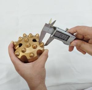 BR2 <span class=keywords><strong>BR3</strong></span> بضغط الهواء ، نسف المياه من أجل 1 سبلينيس للتنقيب عن الصخور - Product Image 3