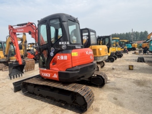 Miniexcavadora Kubota KX163 de 5.6 Toneladas, Excavadora de Orugas con Cucharón de Excavación de 0.19m³ de Capacidad, Excavadora Hidráulica Compacta - Product Image 3