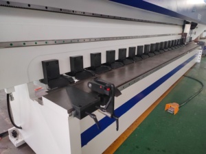 Sanxin Bán Hàng Nóng Nhôm Tấm CNC V Khe Cắm Rãnh Cắt Giàn Kim Loại Tấm Tự Động 3 + 1 Trục V Rãnh Máy - Product Image 4