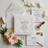 Invitations de mariage artisanales en papier coton, estampées à chaud or, motif Cygne Élégance, petite série, impression typographique, pour mariage à l'église