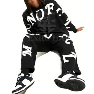 Ensemble de survêtements deux pièces en coton de haute qualité pour hommes, vêtements de rue personnalisés avec logo pour l'hiver - Product Image 4