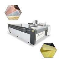 Fortschrittliche Servomotor-CNC-Hochpräzisions-Vibrationsmesser-Schneidemaschine für die Produktion und Verarbeitung von Isolierrohren und -platten