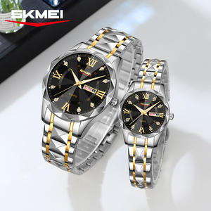 Montre de <span class=keywords><strong>couple</strong></span> de luxe SKMEI 9369-9370 à trois aiguilles avec cadran en diamant, or et argent, montre-bracelet haut de gamme en acier inoxydable - Product Image 2