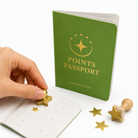 Passeport personnalisé pour enfants avec couverture colorée estampée à chaud en feuille d'or, coins arrondis et reliure agrafée – Impression de passeport de récompense