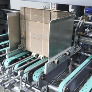 Mesin tempel lipat karton bergelombang kecepatan tinggi mesin PET lipat pra-lipat otomatis mesin lem <span class=keywords><strong>Folder</strong></span> 4 6 sudut - Product Image 3