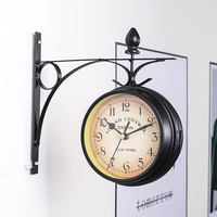 Fer forgé Antique rond suspendu au mur Double face classique rétro Station horloge lustre horloge murale suspendue
