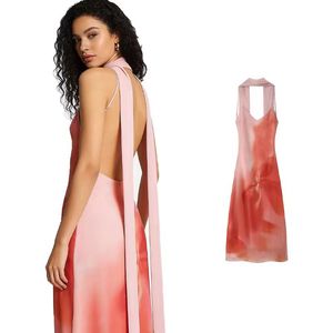 Vestido Largo Maxi Casual de Verano para Mujer, Color Rosa, con Tirantes Finos, Estampado Floral, Espalda Descubierta, con Pañuelo - Product Image 1