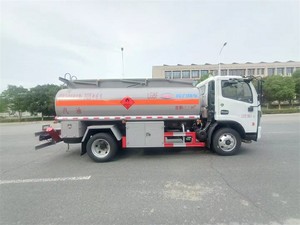 Camión Cisterna de Combustible DongFeng 4*2 Directo de Fábrica, Cisterna de Combustible de Aviación de 8000 Litros en Venta - Product Image 4