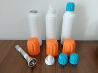 Bouteille aérosol cylindrique en fer blanc pour usage industriel avec finition laquée mate, impression sérigraphique et bouchon à couronne scellé