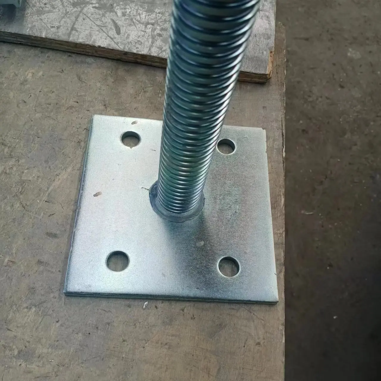 Ringlock Scaffolding Base Jack materials used have good mechanical properties H.D.G