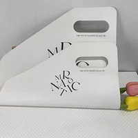 Sacs cadeaux en papier élégants et personnalisés haut de gamme pour bouquets de fleurs de mariage avec logo imprimé