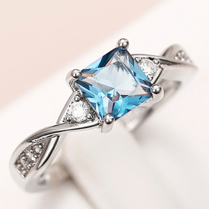 Elegante Anello Scintillante per Donne, Anello Minimalista Regolabile, Gioiello di Moda Quotidiana - Product Image 1