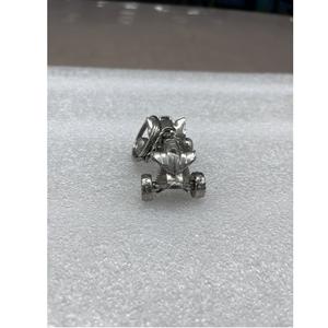 Moda de lujo diamante tipografía impresa Metal aleación de zinc llaveros alta calidad monedero para cumpleaños - Product Image 5