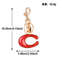 Ornement de sac en métal émaillé lettre C, personnalisable OEM & ODM, décor à fermoir pivotant pour sac bandoulière, sac de voyage, porte-cartes, pochette à clés