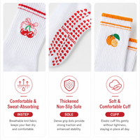 Chaussettes de yoga avec logo mignon à motifs personnalisés, chaussettes Pilates confortables et chaudes, chaussettes de yoga de gymnastique