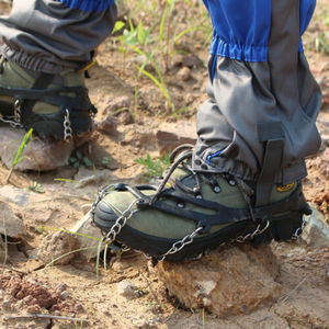 <span class=keywords><strong>Crampons</strong></span> pour enfants à 11 pointes pour bottes <span class=keywords><strong>de</strong></span> randonnée <span class=keywords><strong>Crampons</strong></span> à glace 11 dents Micropointes antidérapantes <span class=keywords><strong>Crampons</strong></span> pour enfants pour la randonnée Camping Chaussures <span class=keywords><strong>de</strong></span> <span class=keywords><strong>marche</strong></span> - Product Image 5