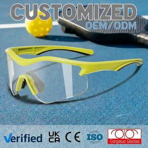 Gafas de Sol Fotocromáticas TR90 para Pickleball - Lentes Inteligentes de Transición Premium Resistentes a Impactos para Hombres y Mujeres - Product Image 1