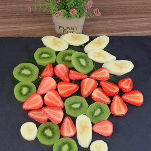 Modèle artificiel de tranche de fruit en PVC, fraise réaliste en plastique, accessoires décoratifs en PVC, kiwi réaliste - Product Image 1