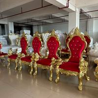 Vente en gros de canapé simple de luxe blanc et doré dossier haut banquet classique roi mariage chaise reine trône royale
