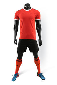 عالية الجودة مخصص الرجال الأبيض قمصان كرة قدم التسامي الدولية لكرة القدم ارتداء - Product Image 6