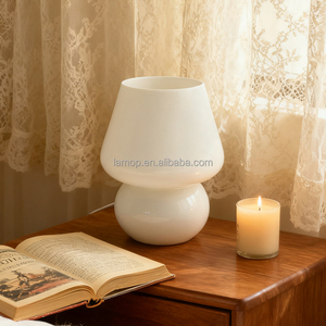 <span class=keywords><strong>Lampada</strong></span> da Tavolo USB a Forma di Zucca Romantica e Sognante, Luce Notturna LED per Camera da Letto, Studio, Casa degli Ospiti, <span class=keywords><strong>Lampada</strong></span> Decorativa d'Atmosfera - Product Image 2