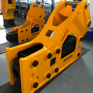 Martillo Hidráulico SOOSAN SB81A, Cincel de 140 mm, Tipo Lateral, Silencioso, Eficiente para Demoler Rocas Duras, para Excavadoras Pesadas de 18-26 Toneladas - Product Image 1