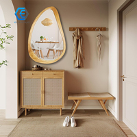 Vente de gros Miroir moderne irrégulier asymétrique à cadre en bois personnalisé