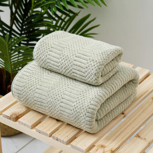 Lot <span class=keywords><strong>de</strong></span> serviettes <span class=keywords><strong>de</strong></span> <span class=keywords><strong>bain</strong></span> <span class=keywords><strong>de</strong></span> luxe en microfibre, doux et absorbant, grande taille, en polaire corail, pour adultes, idéal comme cadeau, vente en gros usine - Product Image 3