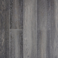 Plancher de bois dur de chêne Plancher solide européen de parquet de chêne solide Plancher de bois dur de chevrons pour l'usage d'intérieur