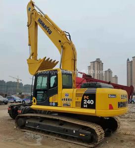 Excavatrice Komatsu PC240 d'occasion d'origine japonaise avec moteur et transmission, garantie 1 an, capacité de la benne de 1,5 m³, puissance de 141 kW, 100 % prête à l'emploi - Product Image 2