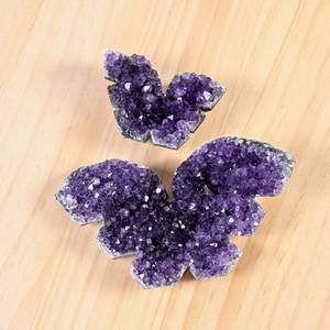 Figurines de papillons en grappe de haute qualité en gros, pierres précieuses de guérison naturelle, utilisées pour la décoration intérieure unique et les cadeaux de vacances - Product Image 6