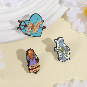 Broches en émail personnalisées sur le thème de l'animation de dessins animés et de la fantaisie, avec motifs de baguette de sorcière marine, coquillage et chant, badges de revers pour vêtements, bijoux amusants et cadeaux - Product Image 3