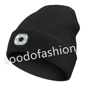 2024 nouveau chapeau chaud lumineux Led personnalisé à la mode course de nuit éclairage de cyclisme garder les chapeaux de <span class=keywords><strong>lampe</strong></span> au chaud et à l'épreuve du froid - Product Image 4