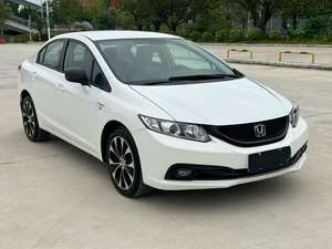 Usado sedán automático de 4 puertas de 5 <span class=keywords><strong>plazas</strong></span> R17 neumáticos FWD Turbo motor asientos de cuero dirección trasera izquierda baratos coches de <span class=keywords><strong>segunda</strong></span> <span class=keywords><strong>mano</strong></span> - Product Image 3