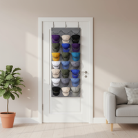 Organisateur de casquettes de baseball à suspendre sur la porte avec 24 poches profondes transparentes pour afficher votre collection et livré avec 3 crochets à suspendre sur la porte