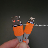 Semua Kabel USB Android V8 yang Kompatibel dengan Pengisian Daya Simultan, Terbuat dari Bahan Silikon Kelas Makanan