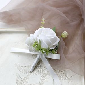 Flores de Plástico Estilo Europeo, Rosas Simuladas Blancas para Novia, Damas de Honor, Muñequeras y Flores de Pecho para Bodas, Eventos y Fiestas - Product Image 4