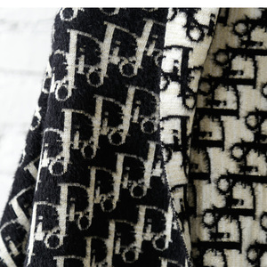 Chal de invierno de alta calidad tejido Jacquard cuello vuelto encogimiento de hombros de lana teñida para mujer - Product Image 6