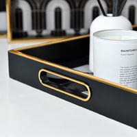Plateau de service en marbre noir de luxe avec poignées dorées, plateau à café moderne, plateau de service décoratif pour la décoration de la maison