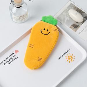 Forme créative série végétale mignonne aubergine <span class=keywords><strong>carotte</strong></span> mode étudiant <span class=keywords><strong>en</strong></span> peluche <span class=keywords><strong>sac</strong></span> cosmétique fermeture à glissière étanche - Product Image 6