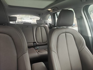 Nuovo BMW X1 Premium Sports Activity Vehicle, Comfort, Sicurezza, Tecnologia Moderna, SUV Urbano per Famiglia - Product Image 5